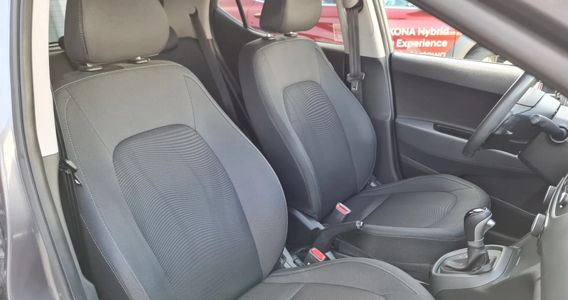 Hyundai i10 cena 51900 przebieg: 68622, rok produkcji 2018 z Trzebinia małe 562